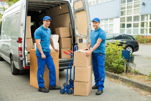 Roehampton removal truck hire for home and business moves
